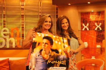 Maykel presentó su sencillo 'guapa' en En Contacto