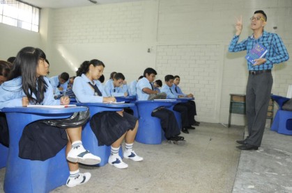 Comenzó el periodo de clases en la región costa