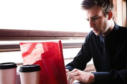 Listo reglamento a la Ley de Comunicación