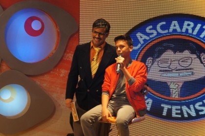 Maykel presentó su sencillo 'guapa' en En Contacto