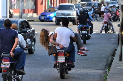 Sube a seis la cifra de muertes por las protestas en Venezuela