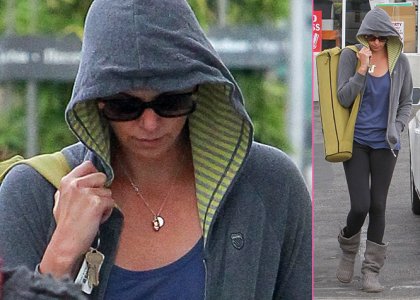 Charlize Theron dice sentirse violada por la prensa