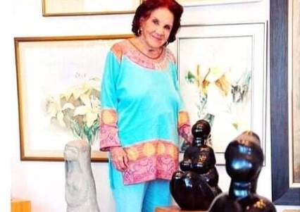 Fallece la escultora Yela Loffredo