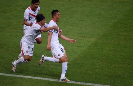 Costa Rica gana 3-1 a Uruguay