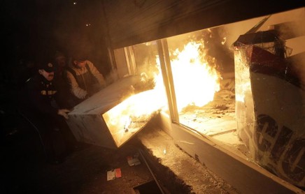 Manifestaciones de estudiantes en Chile contra represión policial