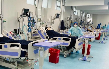 Hospitales de Guayaquil al borde del colapso por contagios