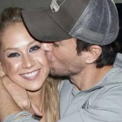 Enrique Iglesias y Ana Kournikova en 2023.