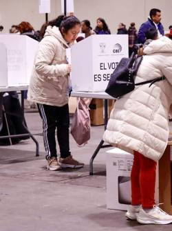 Más de 13,9 millones de ecuatorianos acudirán a las urnas | 15-11-2025