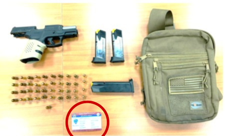 Entre las evidencias por la captura de alias Patucho Celso, se encontró un supuesto permiso para portar armas, a nombre de una empresa de seguridad de Portoviejo.