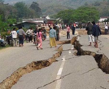 Fuerte terremoto sacude Birmania y deja 12 muertos