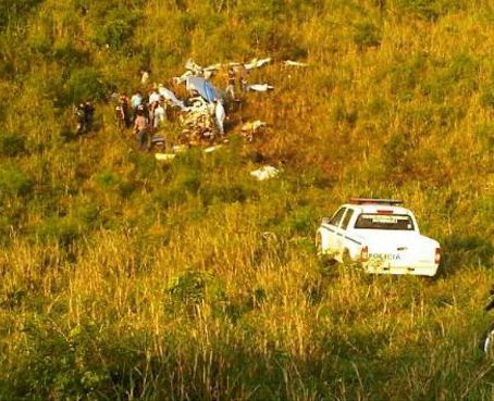 Cuatro agentes que investigaban el caso narcoavioneta son detenidos