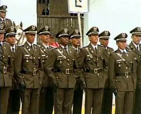30 mil jóvenes buscan cupo para formar parte de la Policía Nacional