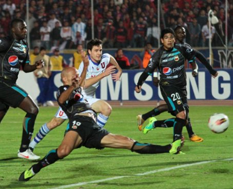 Contundente y categórico triunfo del D. Quito sobre la U de Chile