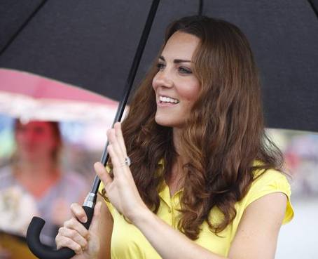 Revista francesa Closer entrega fotos de Kate Middleton en 'toples'