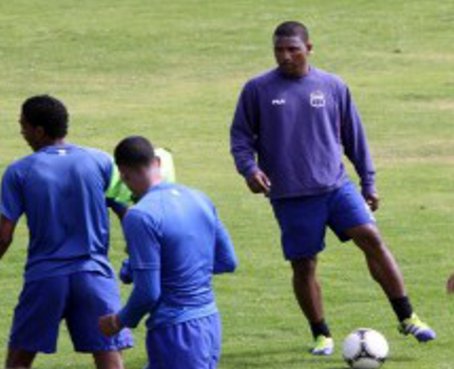 Deportivo Quito jugará contra un equipo peruano