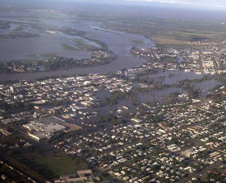 Aumentan a seis los muertos por inundaciones en Australia