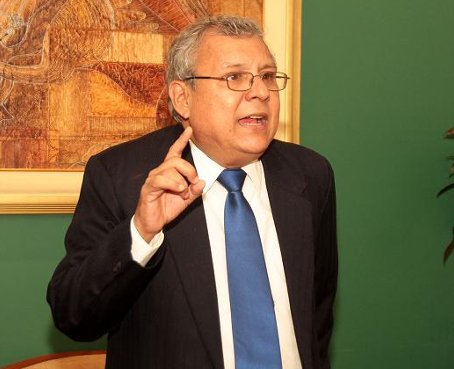 Abogado de Rafael Correa, Gutemberg Vera, rechazó denuncia