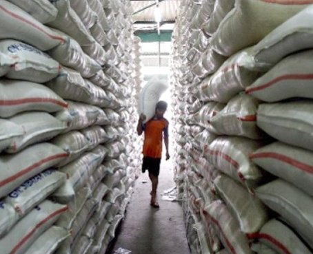 Brasil dona 280 toneladas de arroz para refugiados en Ecuador