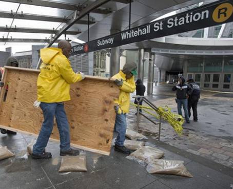 Nueva York recupera hoy algunos trenes de cercanías y parte del metro mañana