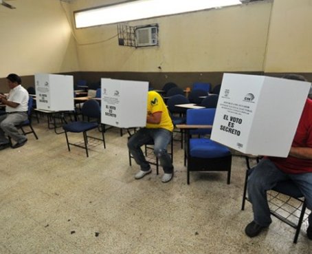 CNE definió las fechas de las elecciones generales del 2013