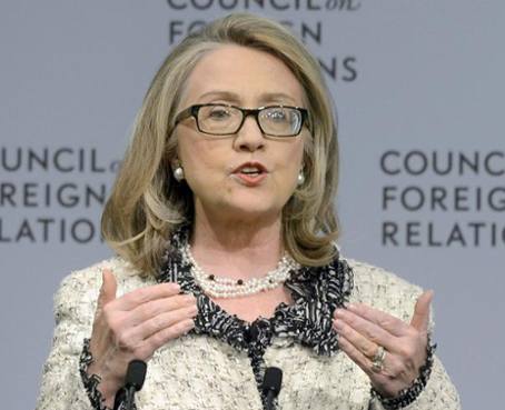 Hillary Clinton pide combinar reforma migratoria con más seguridad en Centroamérica