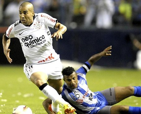 Emelec eliminado de la Copa Libertadores, perdió 3-0 con Corinthians