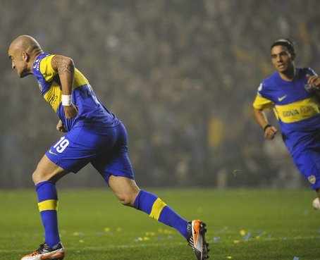 Boca Juniors da el primer paso hacia su octava final de Copa Libertadores