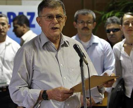 Las FARC se comprometen a liberar 3 uniformados tras agitada semana