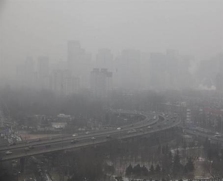 China tomará más medidas contra la polución en Pekín que ha desatado críticas