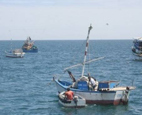 Cuatro pescadores ecuatorianos fueron rescatados en Colombia