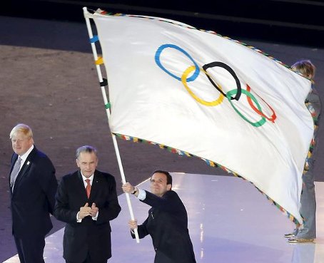 Brasil recibió la bandera de los olímpicos, oficialmente