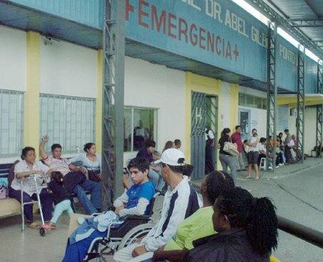 Hospital Guayaquil se abastece de medicamentos luego de denuncias