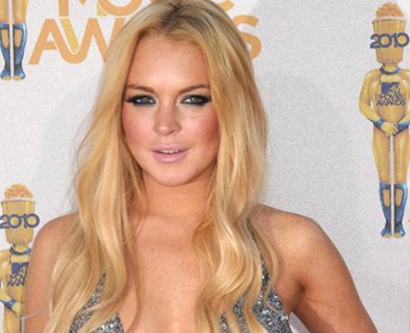 Lindsay Lohan que apoyó a Obama en 2008, votará por Romney