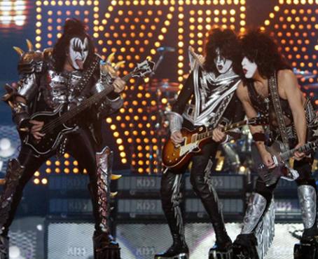 Unos inmortales &#039;Kiss&#039; hicieron rockear a Chile