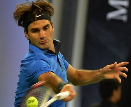Federer sufre ante Bellucci pero alcanza los cuartos de final
