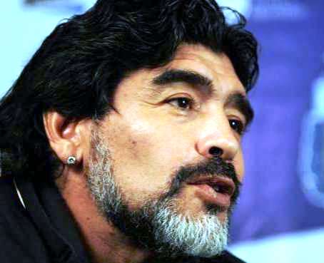 Argentino Diego Armando Maradona nuevamente es padre