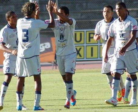 El Nacional vence por un gol a cero a Olmedo en la ciudad de Riobamba