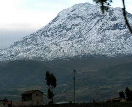 Se confirma muerte de montañista español en volcán Chimborazo