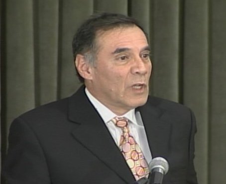 Interpol niega solicitud ecuatoriana de capturar a Mahuad