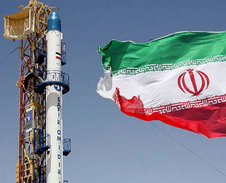 Irán lanza un cohete al espacio con un mono a bordo