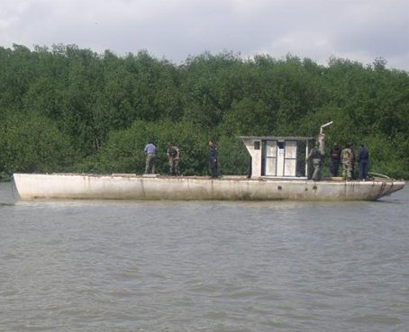 Decomisan un semisumergible en el Golfo de Guayaquil
