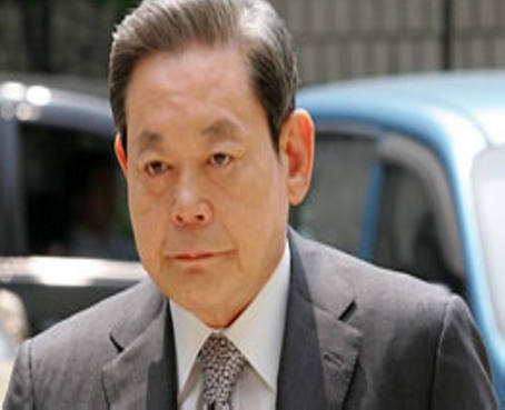 Presidente de Samsung gana disputa familiar por acciones