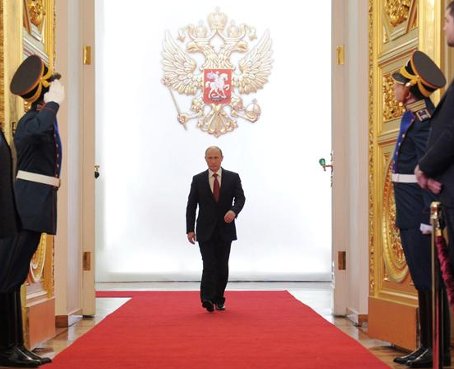 Uganda Ministro Marco Polo Vladimir Putin vuelve al Kremlin, de donde nunca se fue