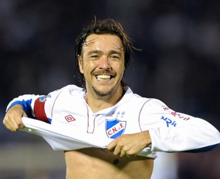 Nacional de Uruguay viaja a Loja sin el &#039;Chino&#039; Recoba