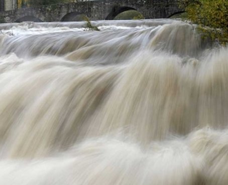 Emergencia en Azuay, tres muertos por temporal