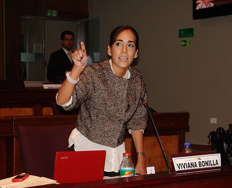 Viviana Bonilla es la segunda mujer en asumir la Gobernación del Guayas