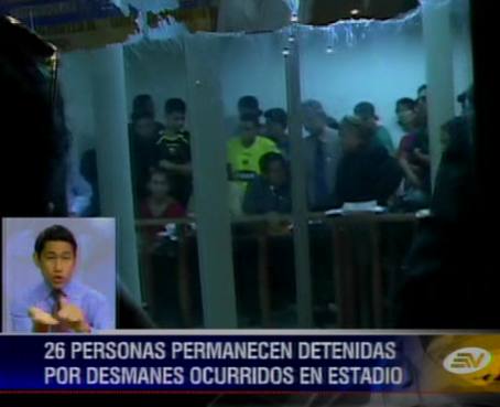 26 personas permanecen detenidas por desmanes en el Monumental