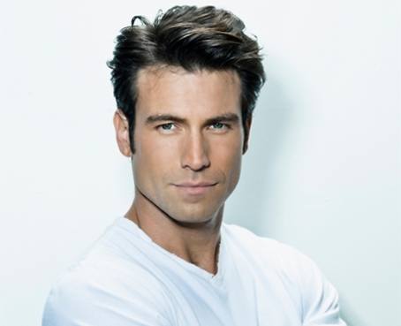 Rafael Amaya se convierte en director de cine