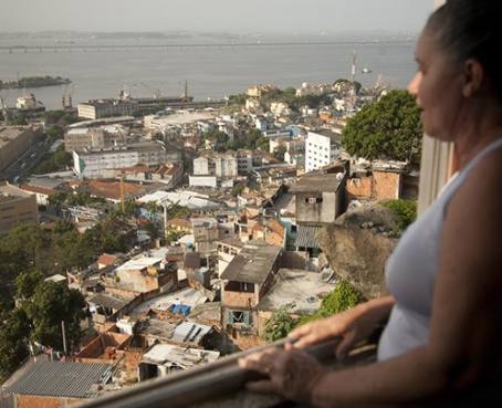 Favela más antigua de Brasil se resiste a derribo parcial por los Olímpicos