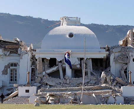 Haití sigue en ruinas tras más de dos años del devastador terremoto
